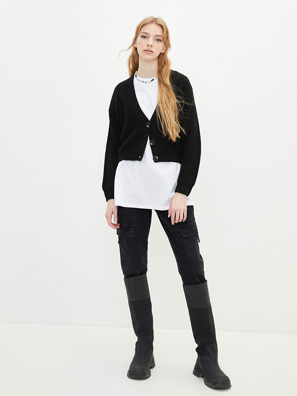 Siyah V Yaka Kadın Triko Hırka-3