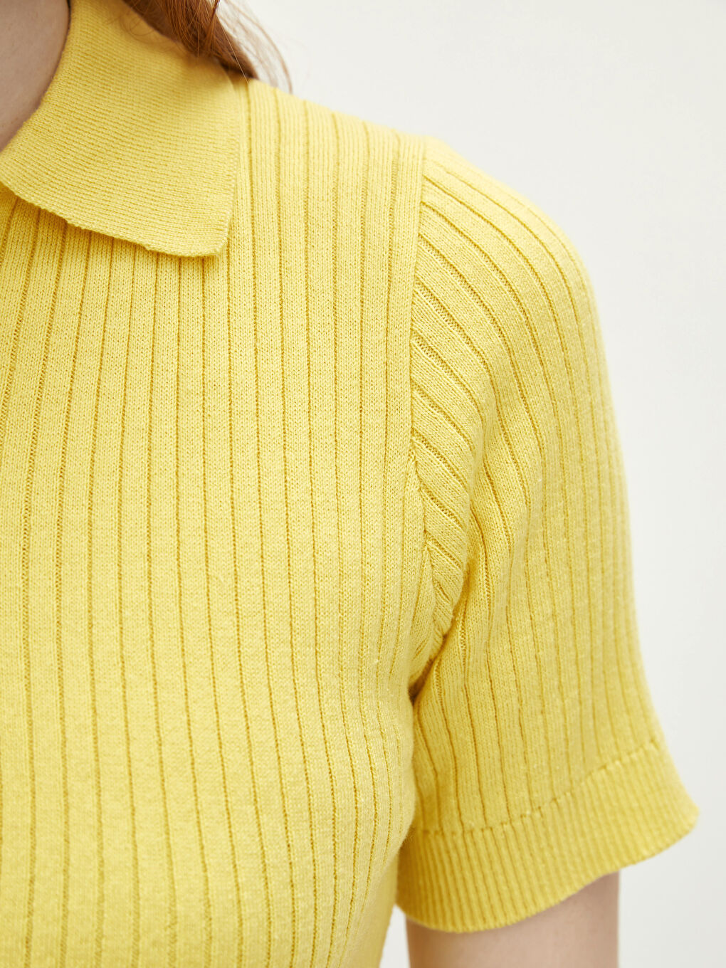 Sarı Polo Yaka Düz Kısa Kollu Kadın Triko Kazak-3