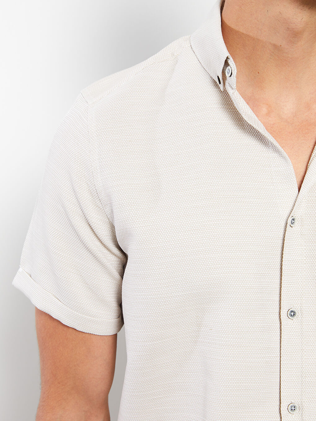 Slim Fit Short Sleeve Dobby Men's Shirt-3