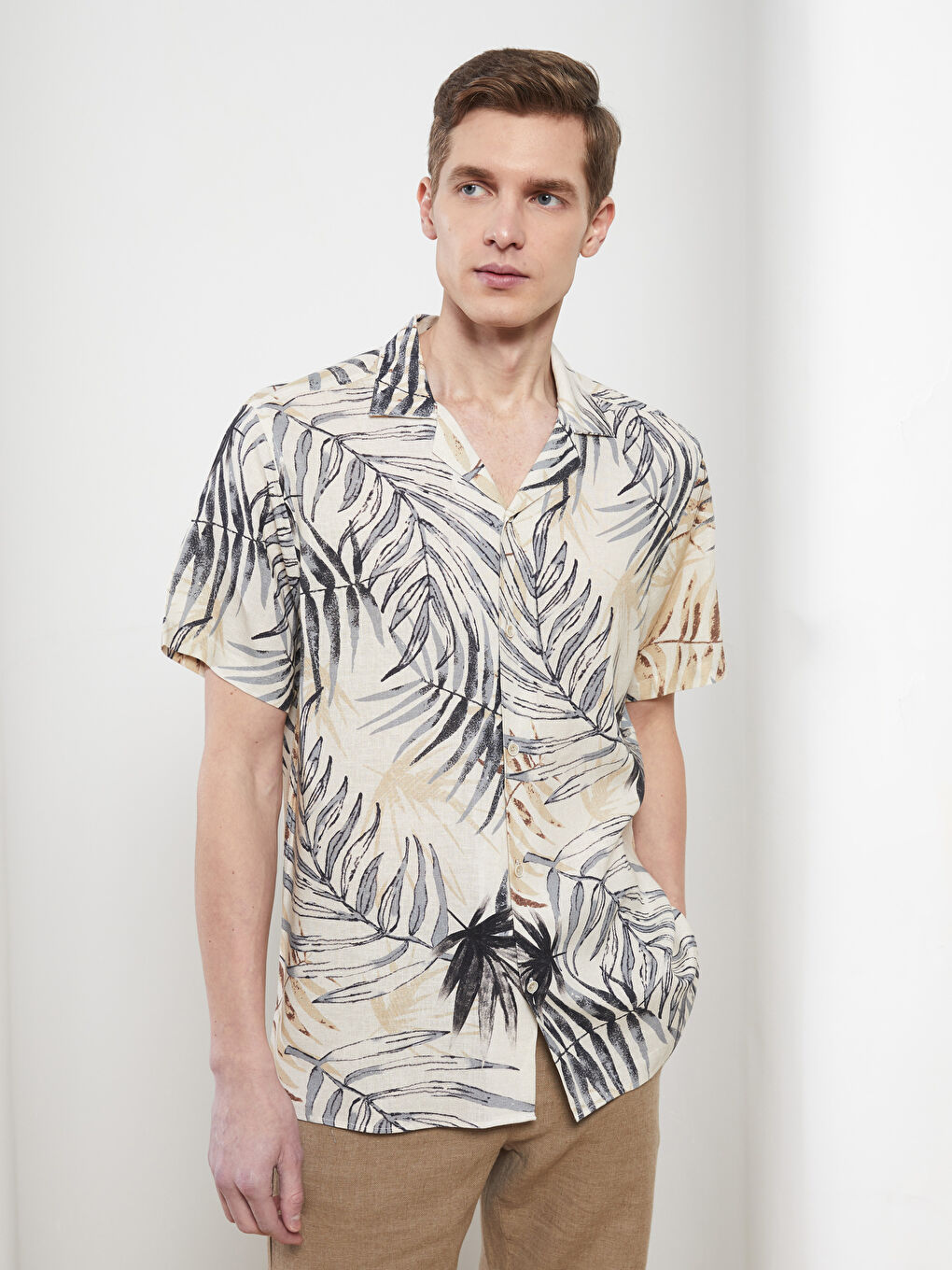 Bej Regular Fit Kısa Kollu Viskon Erkek Gömlek-1