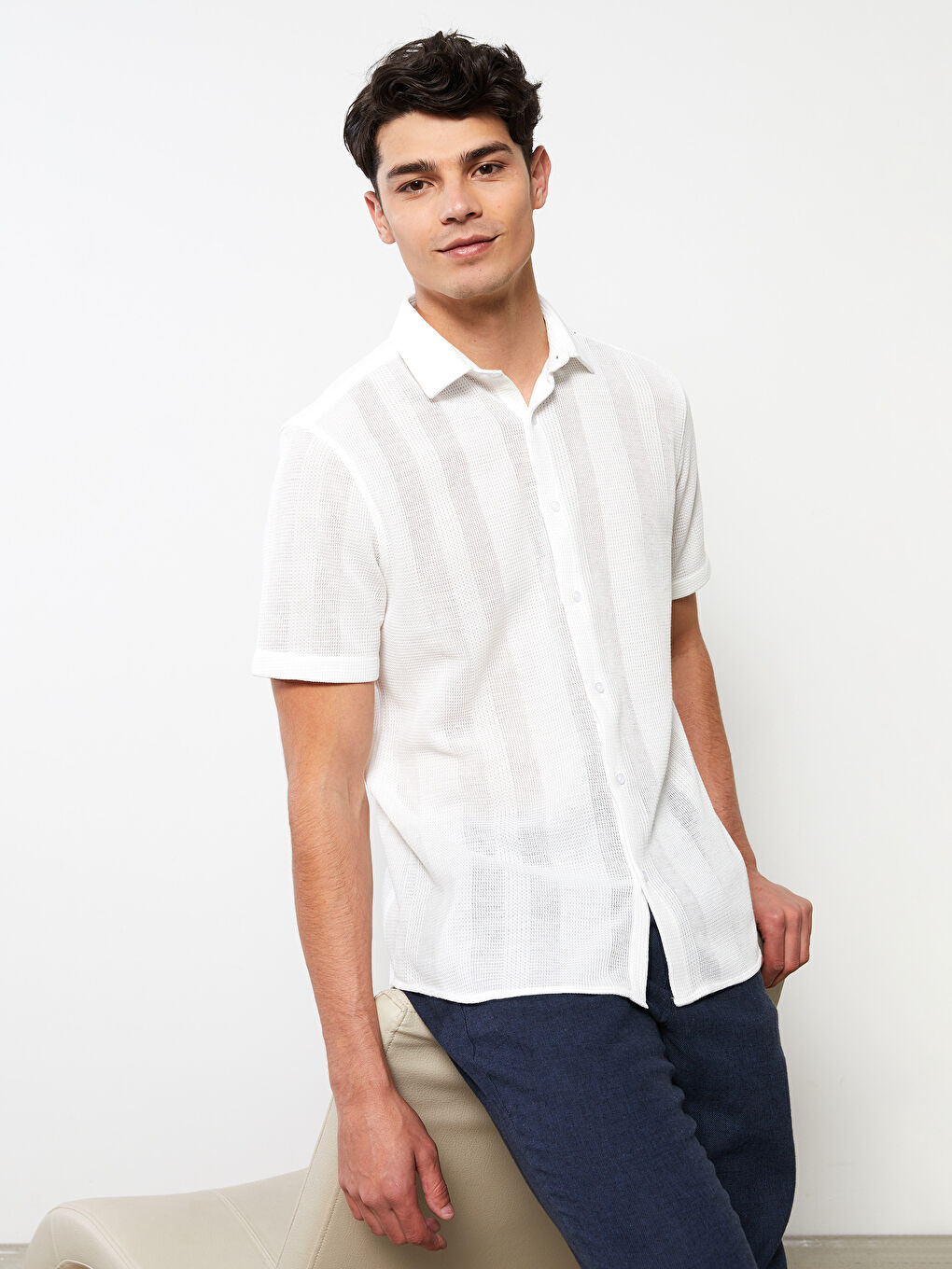 Chemise Svelte à Manches Courtes pour Hommes