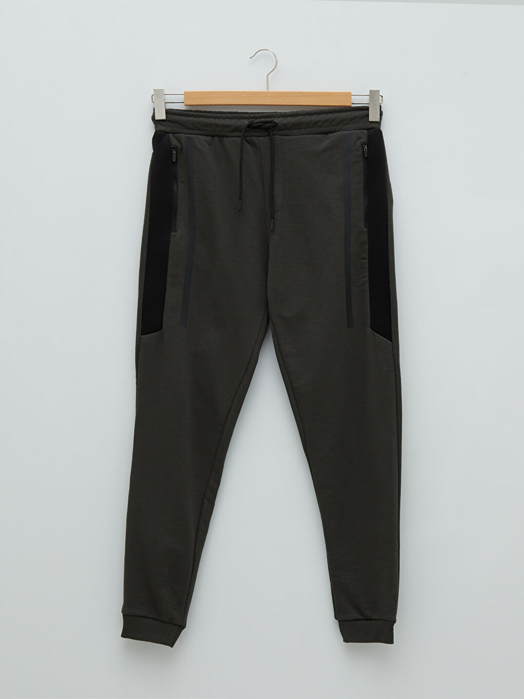 LC Waikiki Slim Fit Men's Sweatpants -S2AU39Z8-HCM