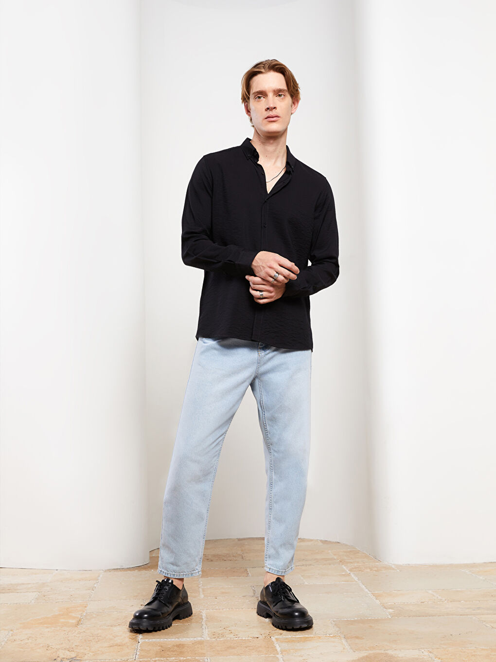 Siyah Slim Fit Uzun Kollu Viskon Erkek Gömlek