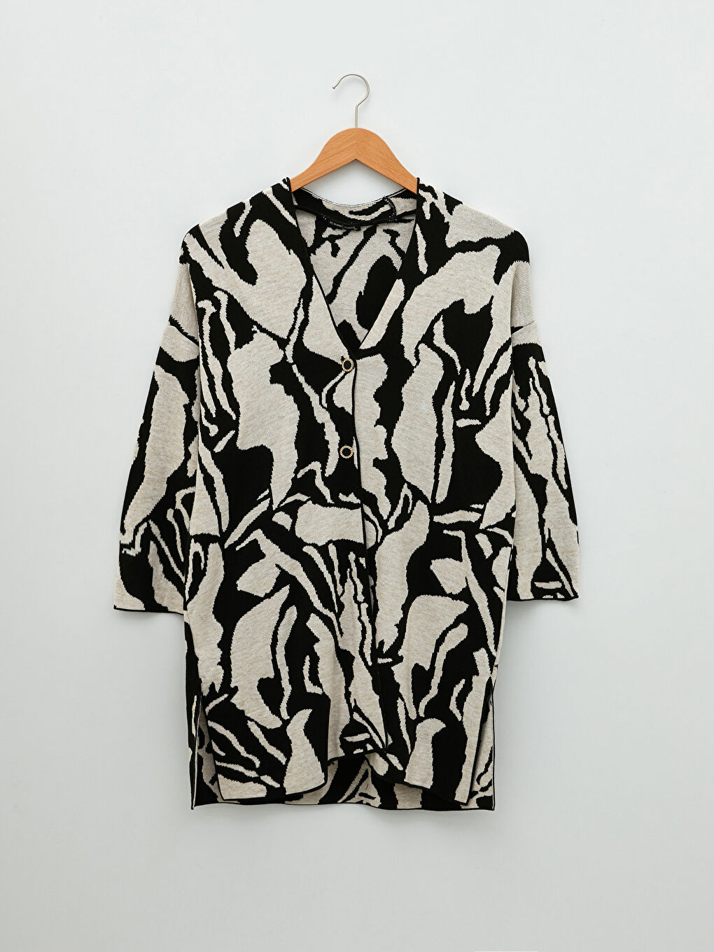 Siyah V Yaka Desenli Oversize Kadın Triko Hırka-6