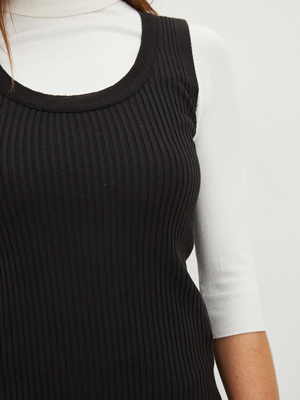 Siyah Kadın U Yaka Düz Triko Süveter-3