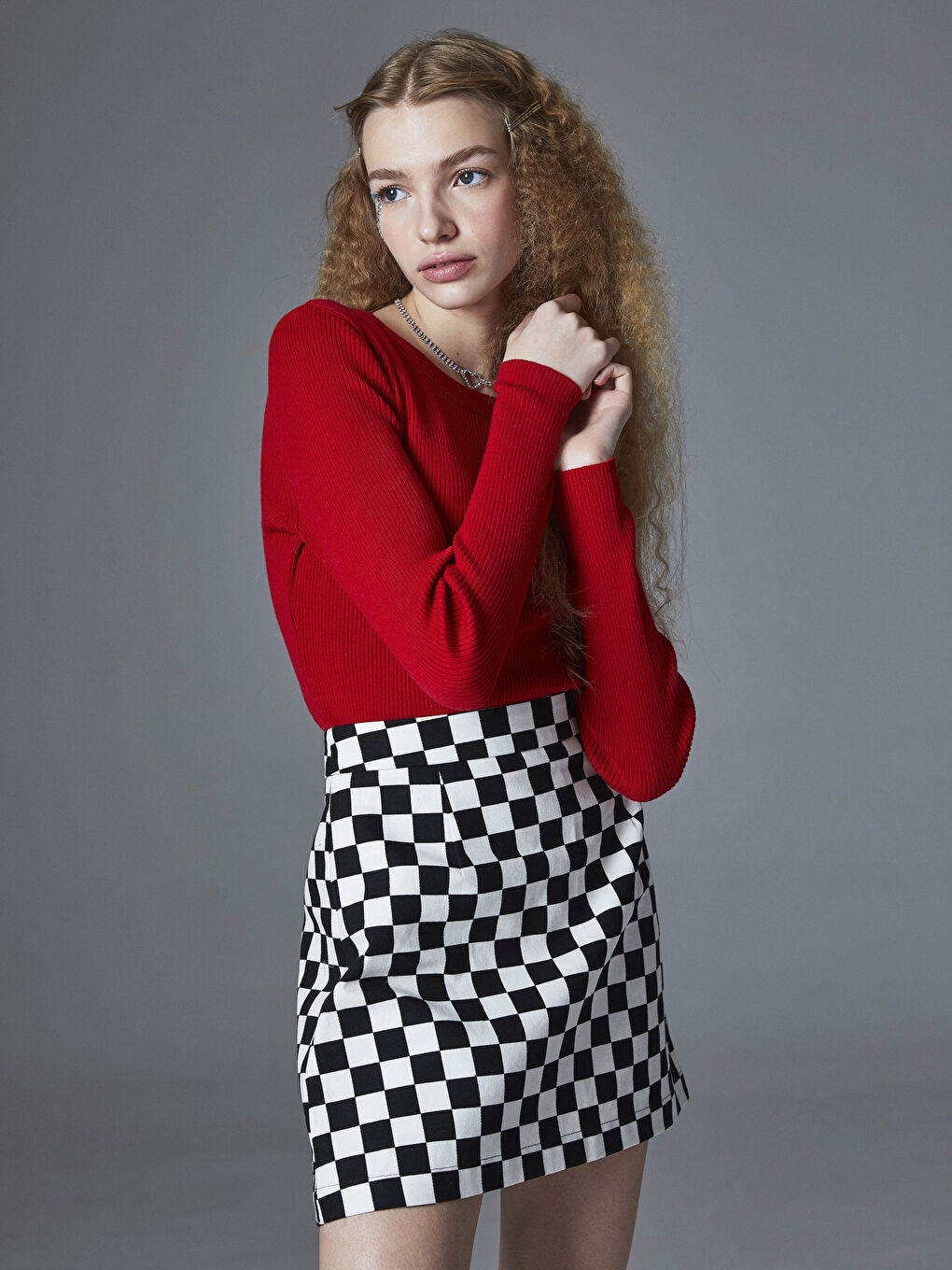 Siyah Standart Fit Ekose Gabardin Kadın Etek-1