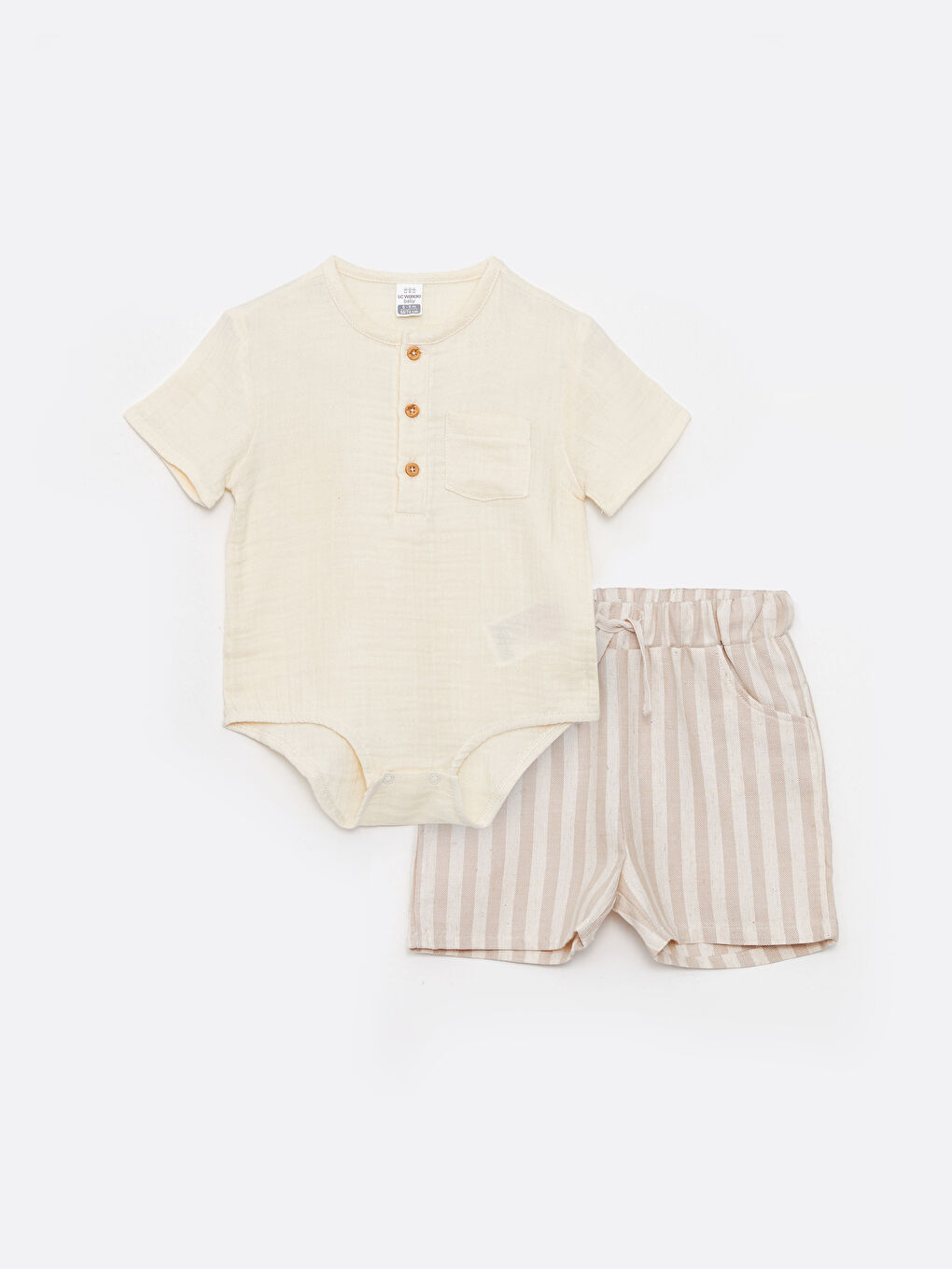 Crew Neck Short Sleeved Baby Boy Snap Fastener Body and Shorts 2-Piece Set