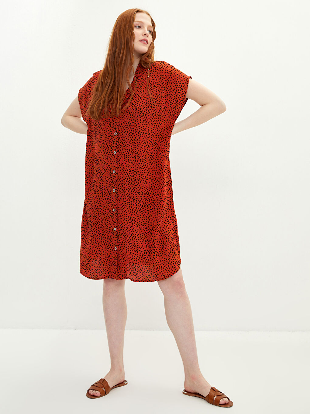 فستان شاطئ نسائي قماش فيسكوز كم قصير مطبوع بياقة قميص-3