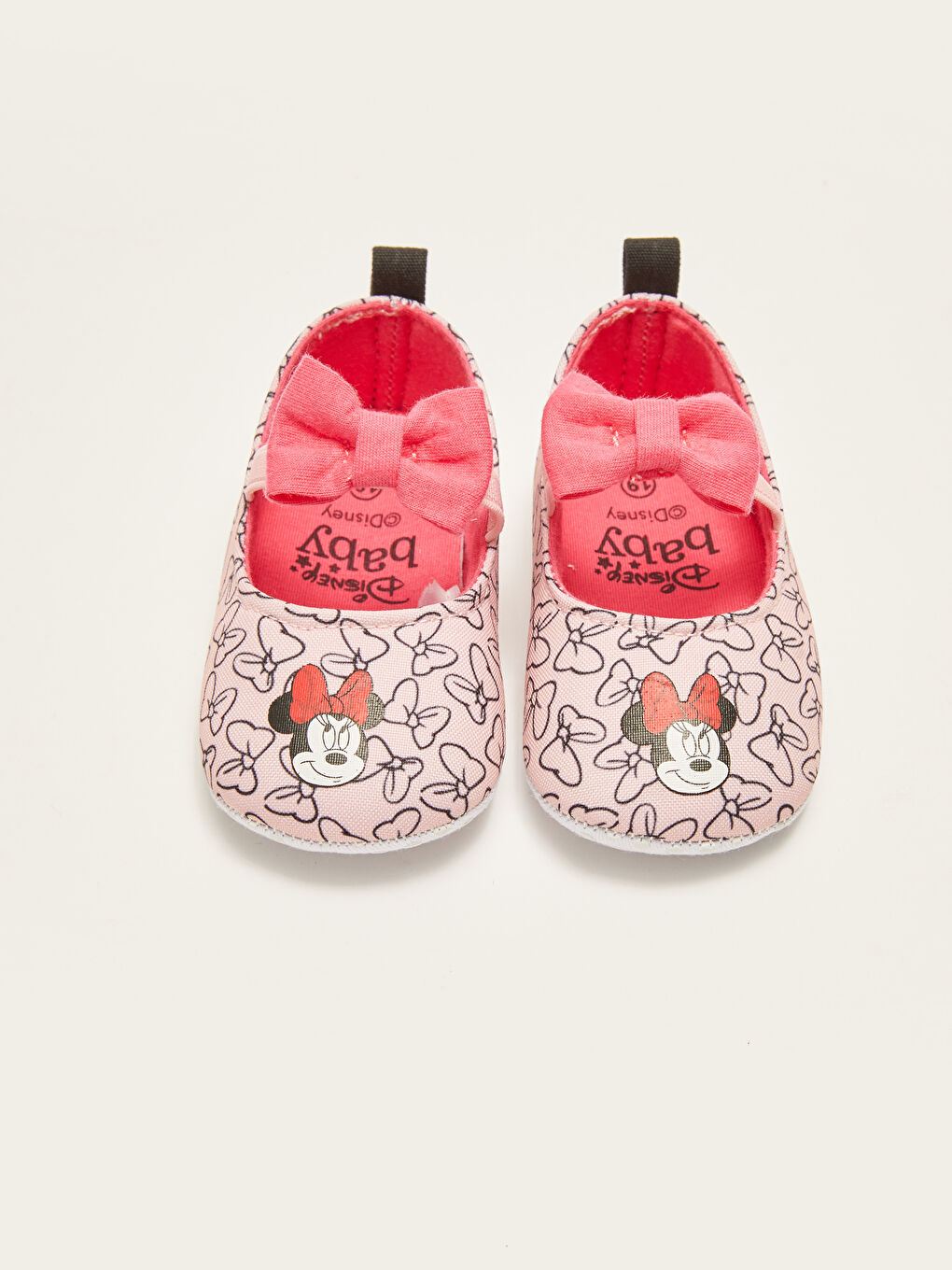 أحذية بنات رضع مرخصة من Minnie Mouse بتفاصيل فيونكة-2