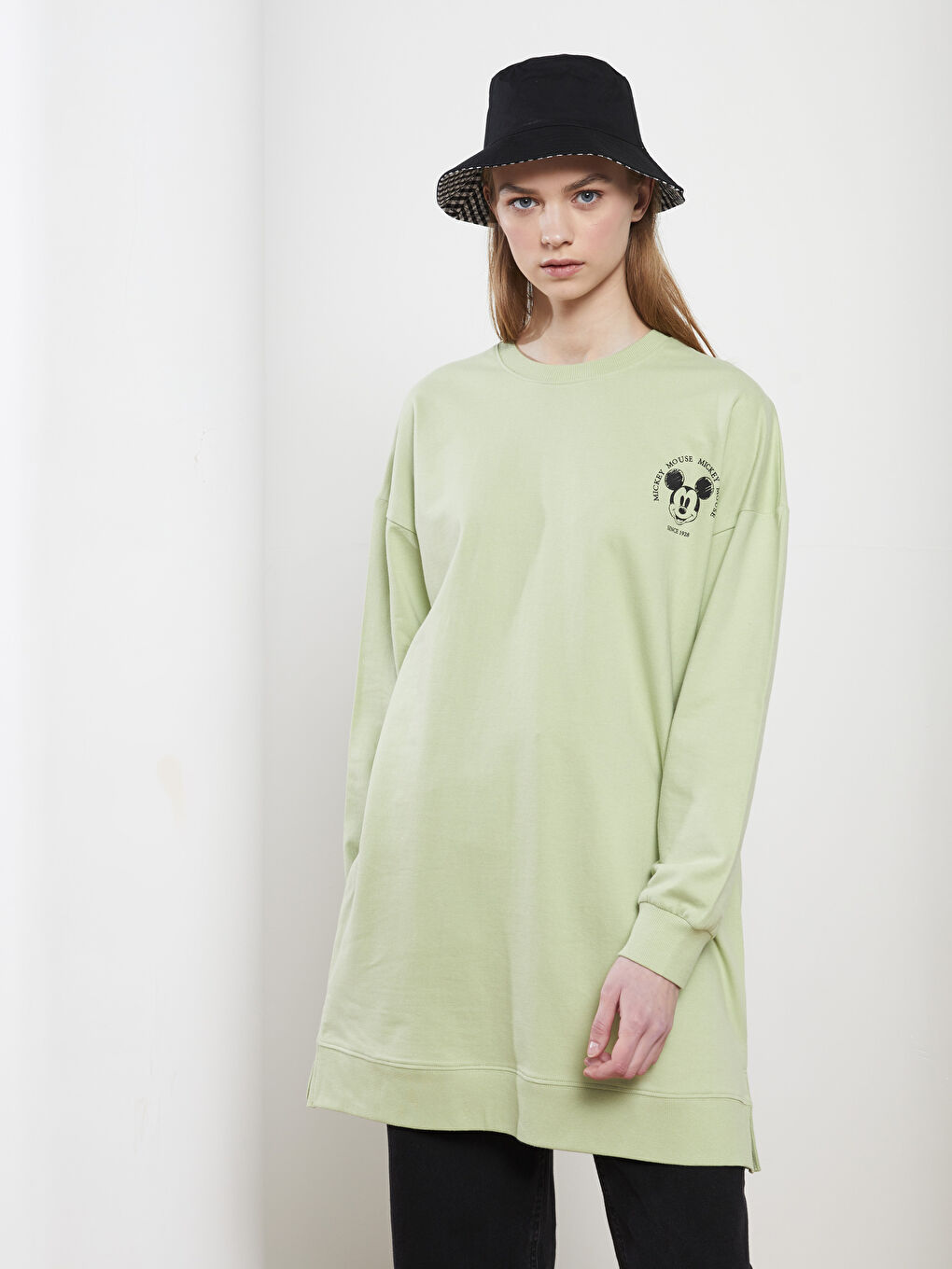 Crew Neck Mickey Mouse Printed Long Sleeve Oversize Cotton Women's Sweatshirt Tunic -S2AV96Z8-RQ2