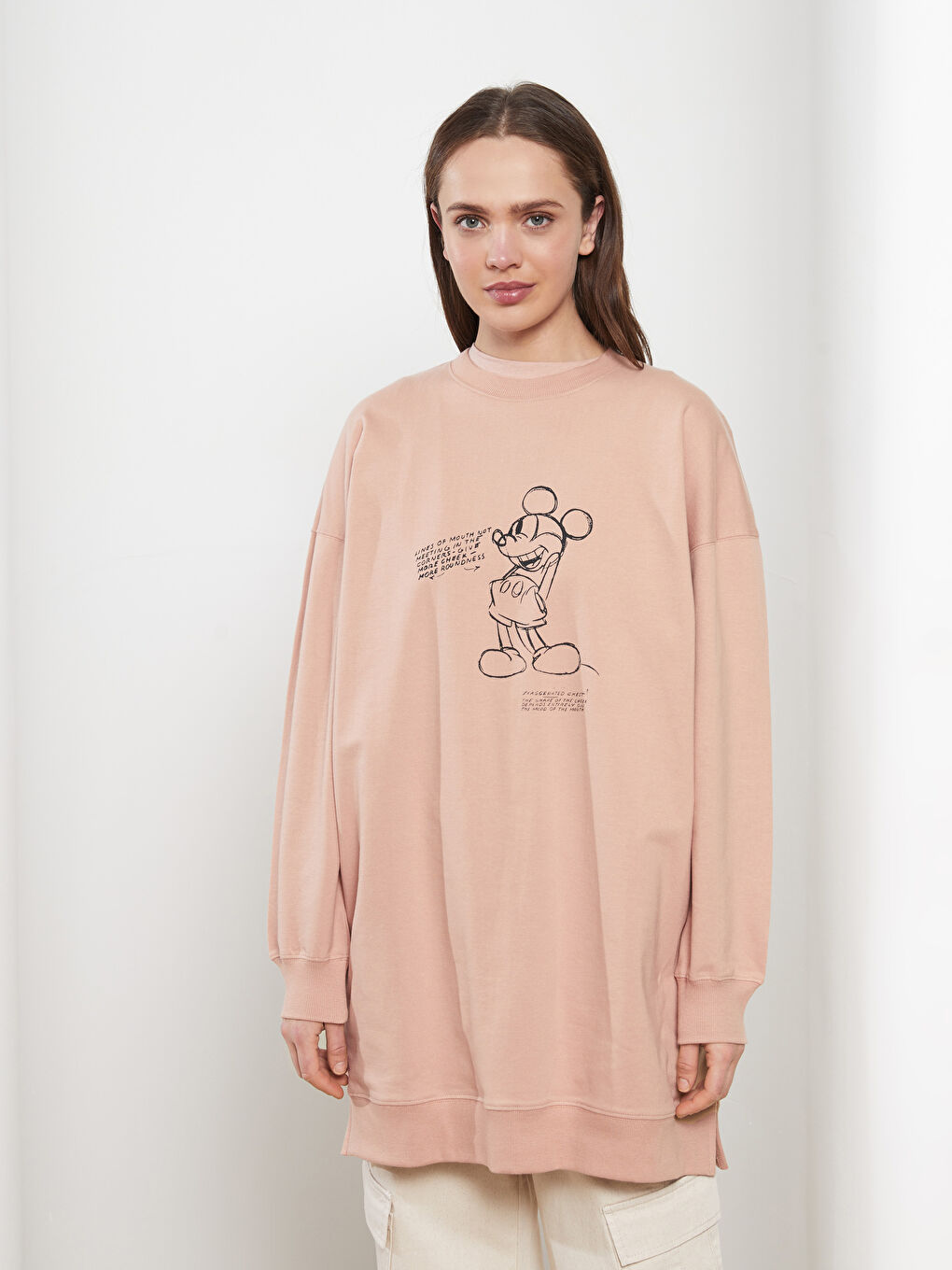 LCW Modest Romantik Pembe Bisiklet Yaka Mickey Mouse Baskılı Uzun Kollu Pamuklu Kadın Tunik - 1