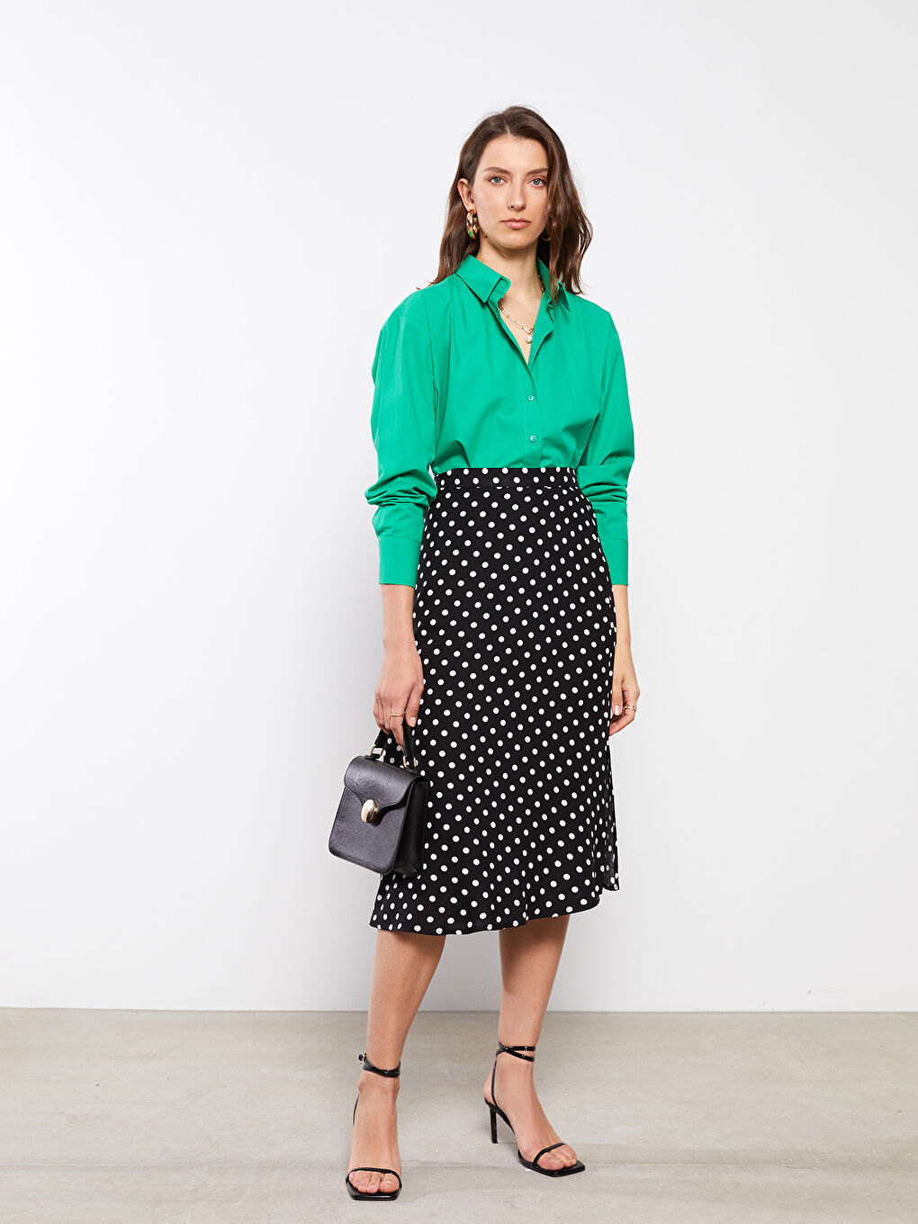 Siyah Beli Lastikli Puantiyeli A Kesim Kadın Viskon Etek