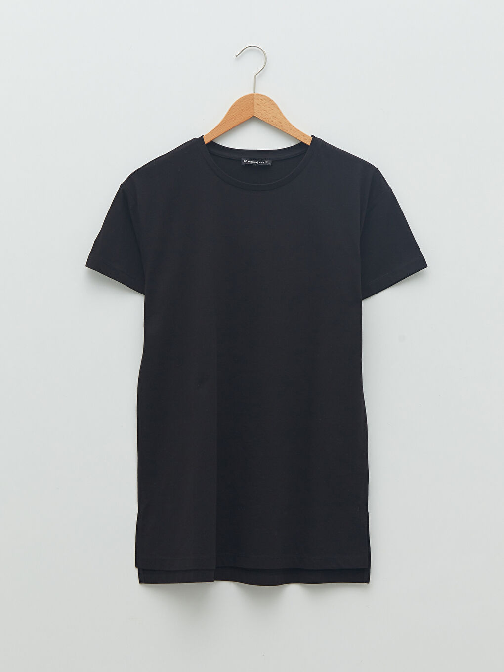 Siyah Bisiklet Yaka Düz Kısa Kollu Pamuklu Kadın Tişört-5