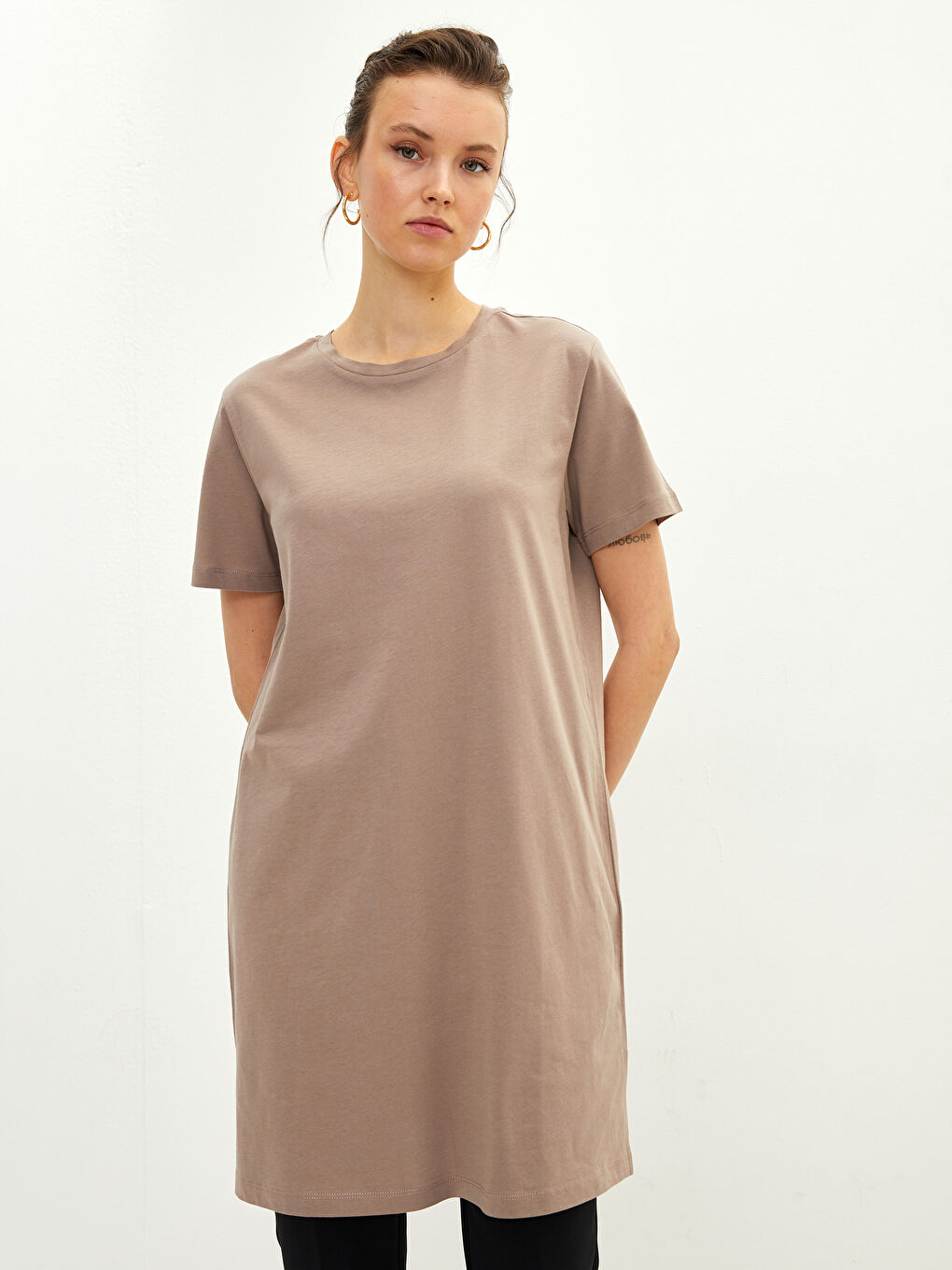 Crew Neck Straight Short Sleeve Cotton Women's T-Shirt-1