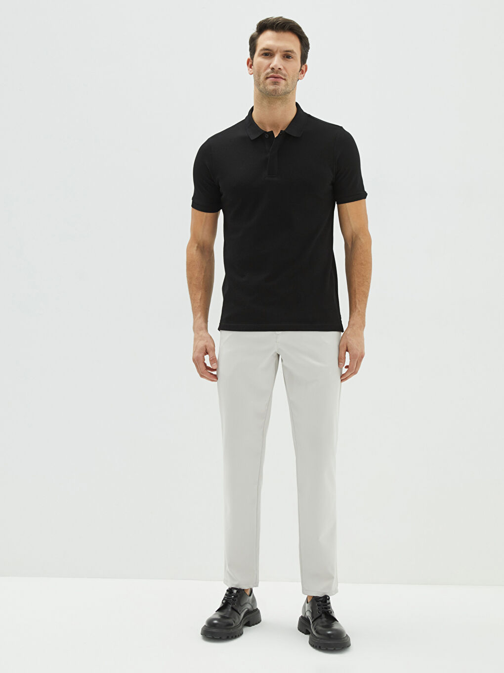 Siyah Polo Yaka Kısa Kollu Pike Erkek Tişört-2