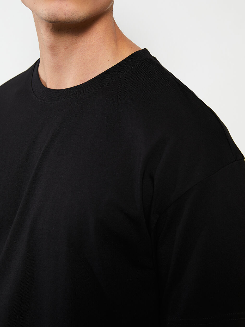 T-shirt Oversize à Col Rond et Manches Courtes en Jersey pour Hommes-3