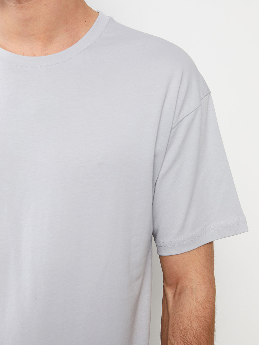 Овърсайз тениска с кръгло деколте и къс ръкав от джърси за мъже-3