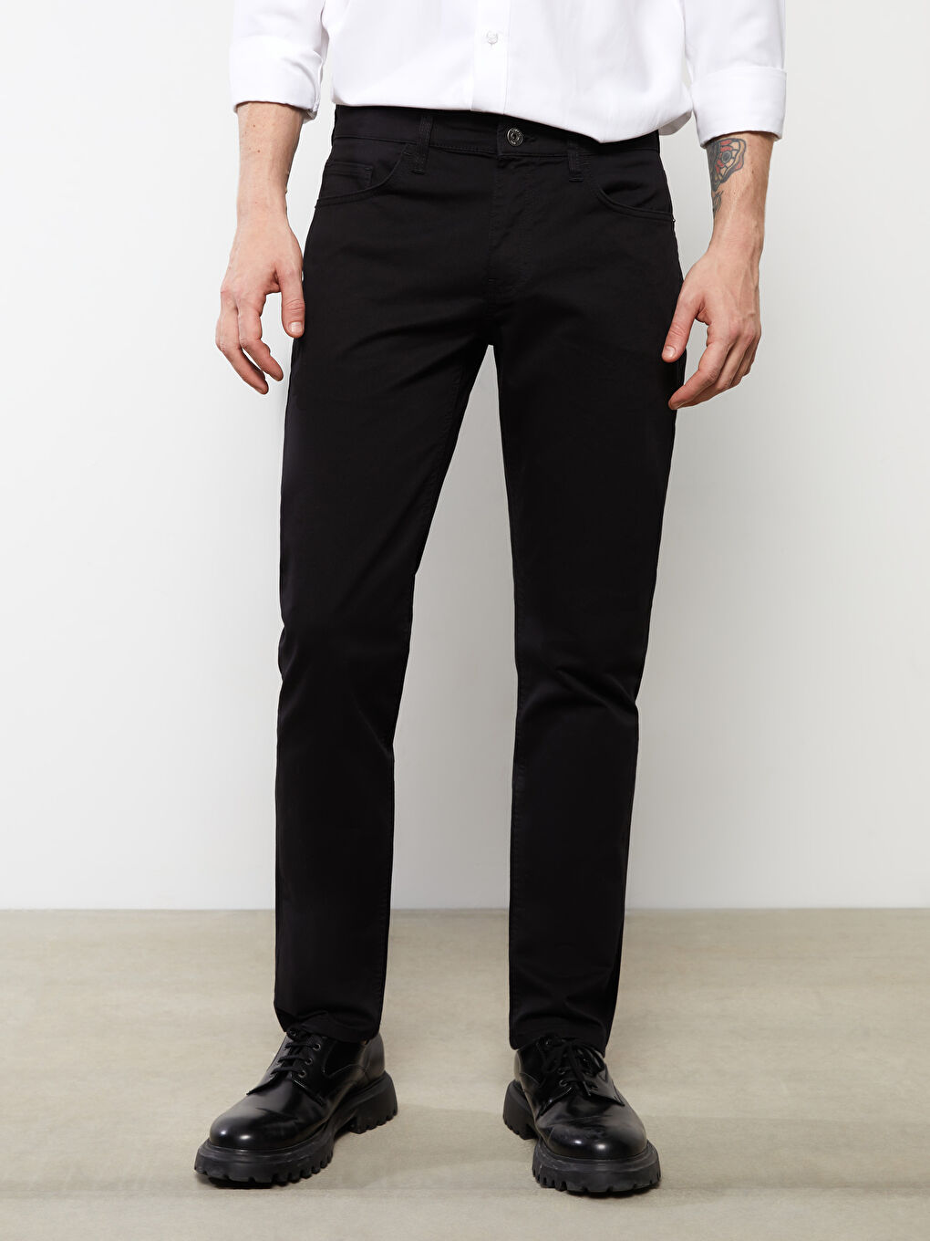 LCWAIKIKI Classic Slim Fit Gabardine Men's Chino Trousers -S2BB52Z8-CVL