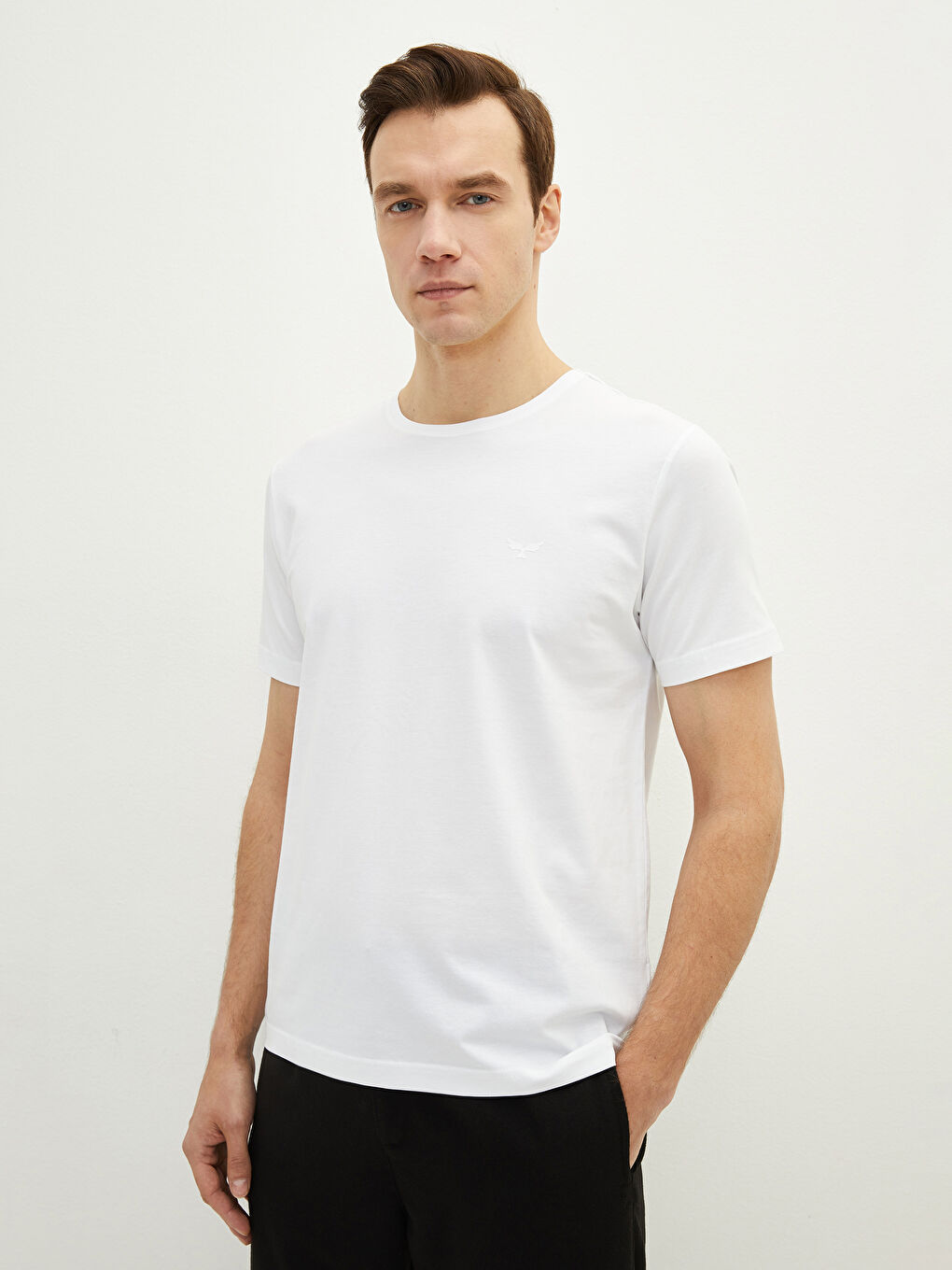 Beyaz Bisiklet Yaka Penye Erkek Tişört-1