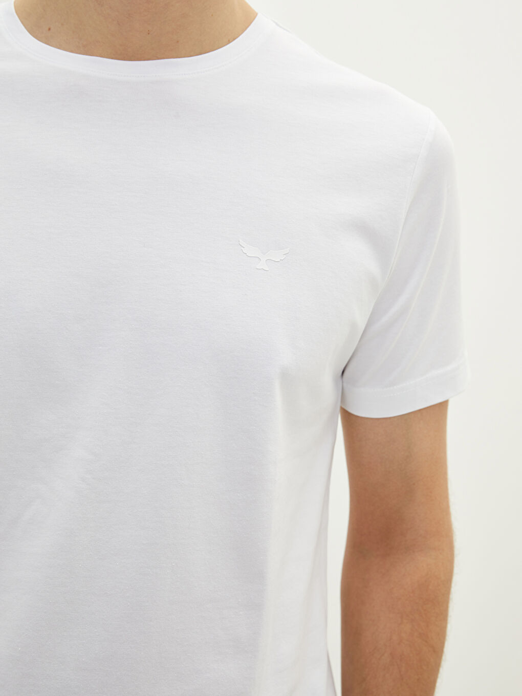 Beyaz Bisiklet Yaka Penye Erkek Tişört-3