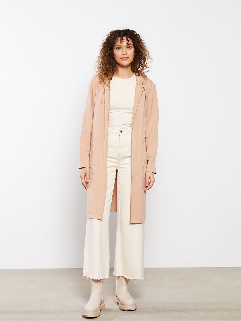 Bej Kapüşonlu Düz Uzun Kollu Kadın Hırka-2