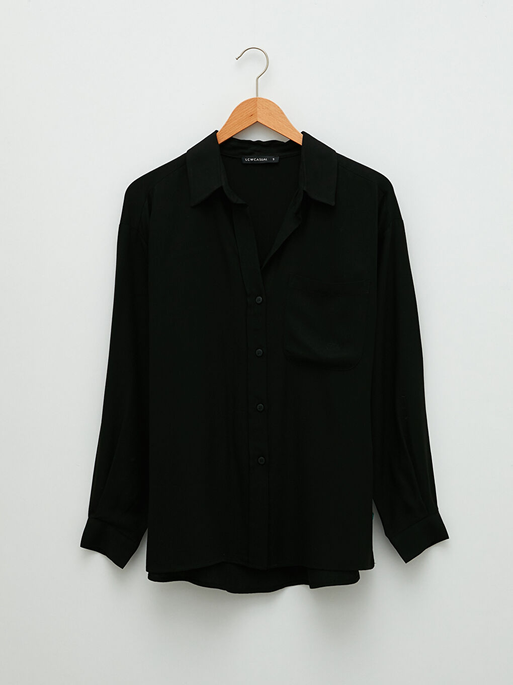 Siyah Önden Düğme Kapamalı Düz Uzun Kollu Viskon Kadın Gömlek-5