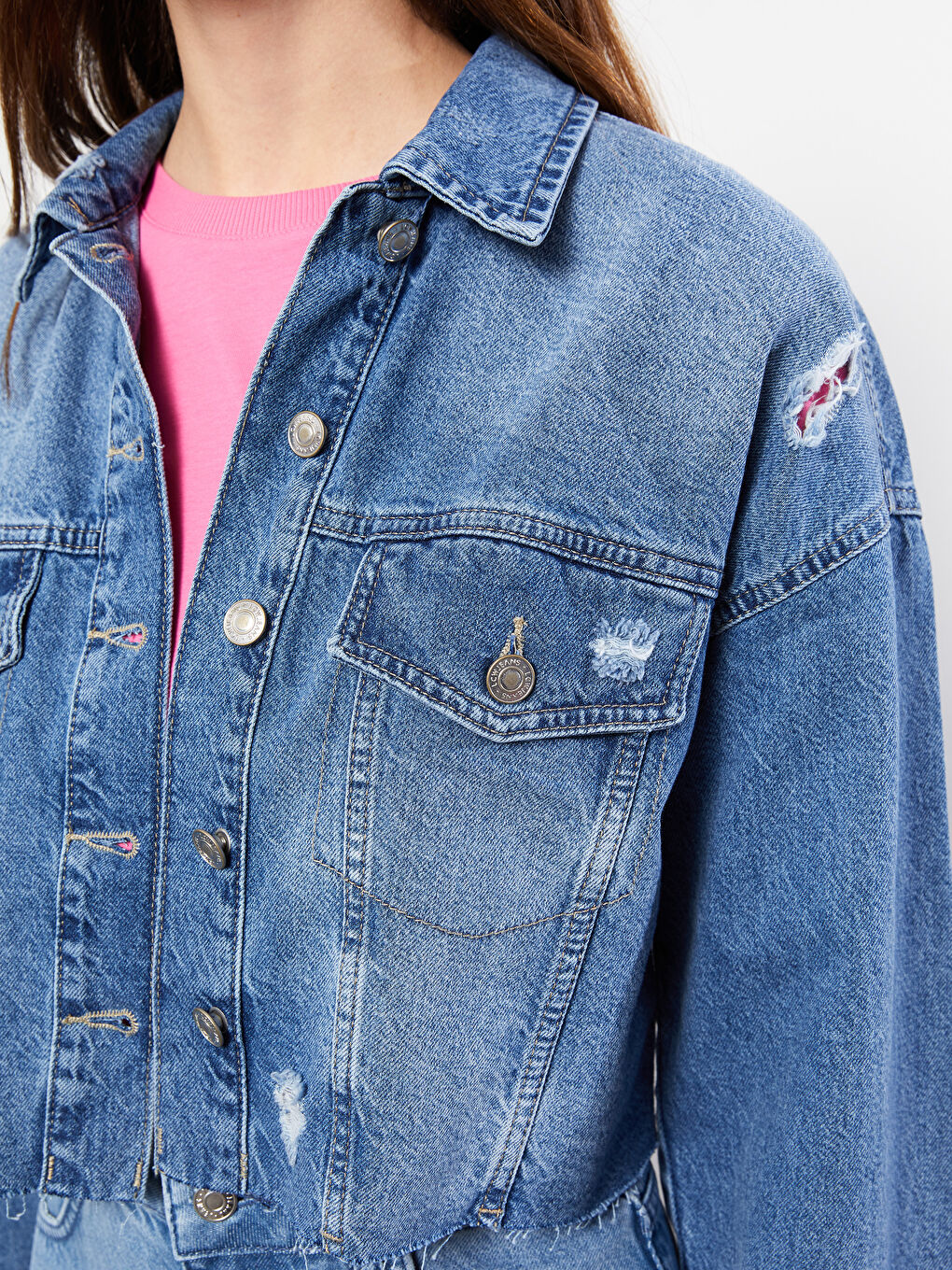 Әйелдерге арналған ұзын жең жағалы қалталы джинс күртеше-3