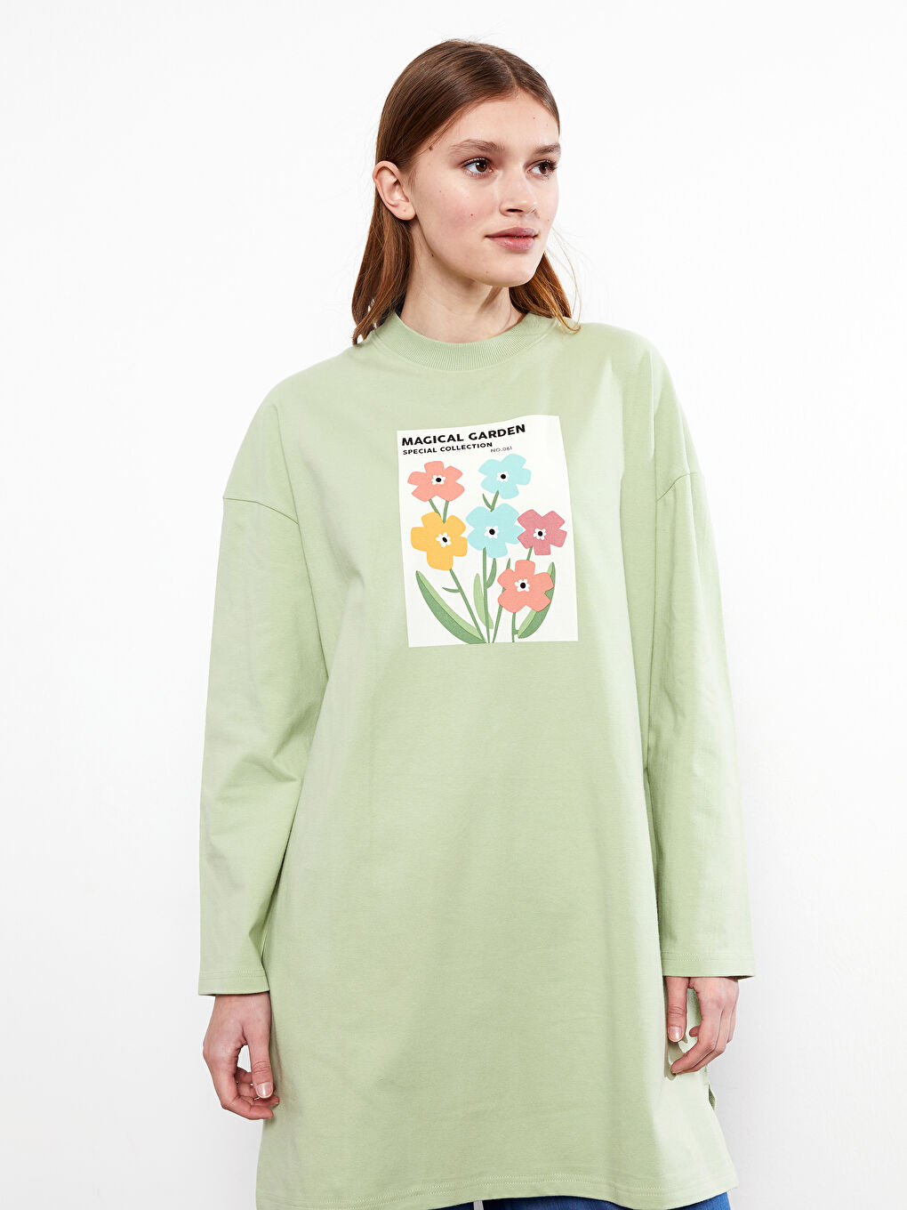 LCW Modest Crew Neck Printed Long Sleeve Oversize Women's Tunic -S2BB74Z8-R0C