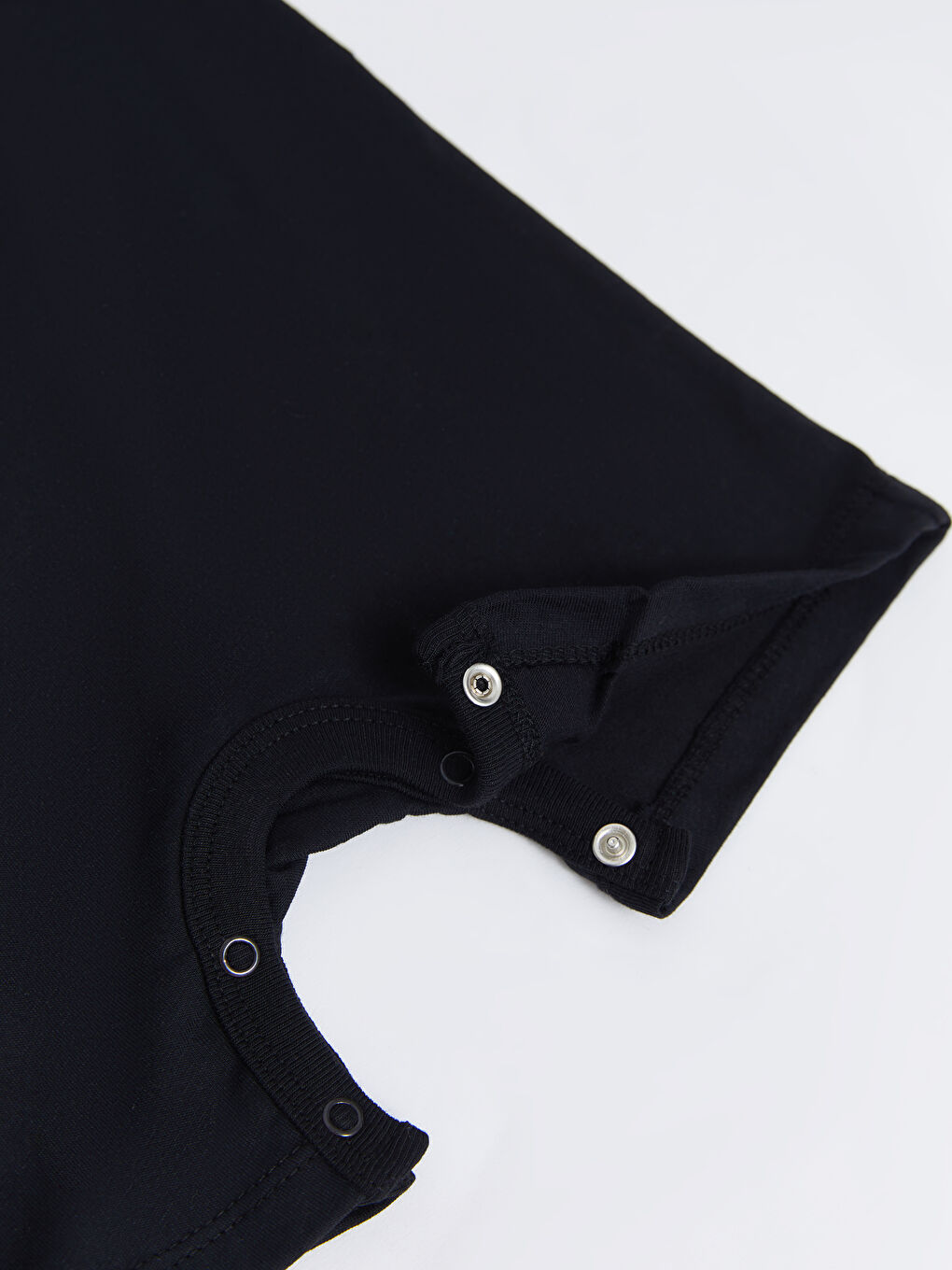 Siyah Bisiklet Yaka Kısa Kollu Beşiktaş Baskılı Erkek Bebek Taraftar Tulum 2'li-5