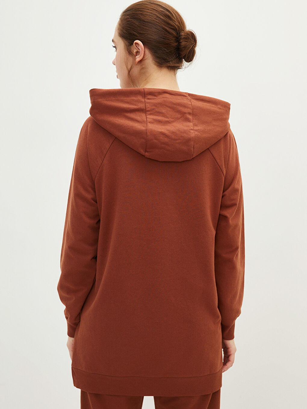 تونيك سويتشيرت واسع كم طويل سادة بكابوش للسيدات-6