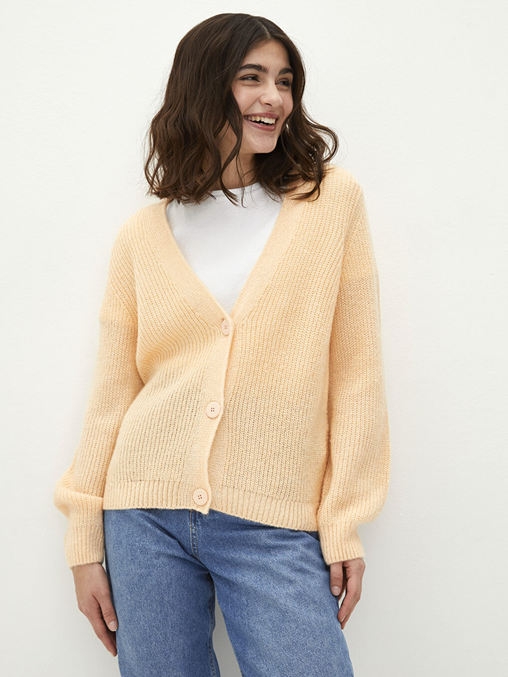 Sarı V Yaka Kadın Triko Hırka