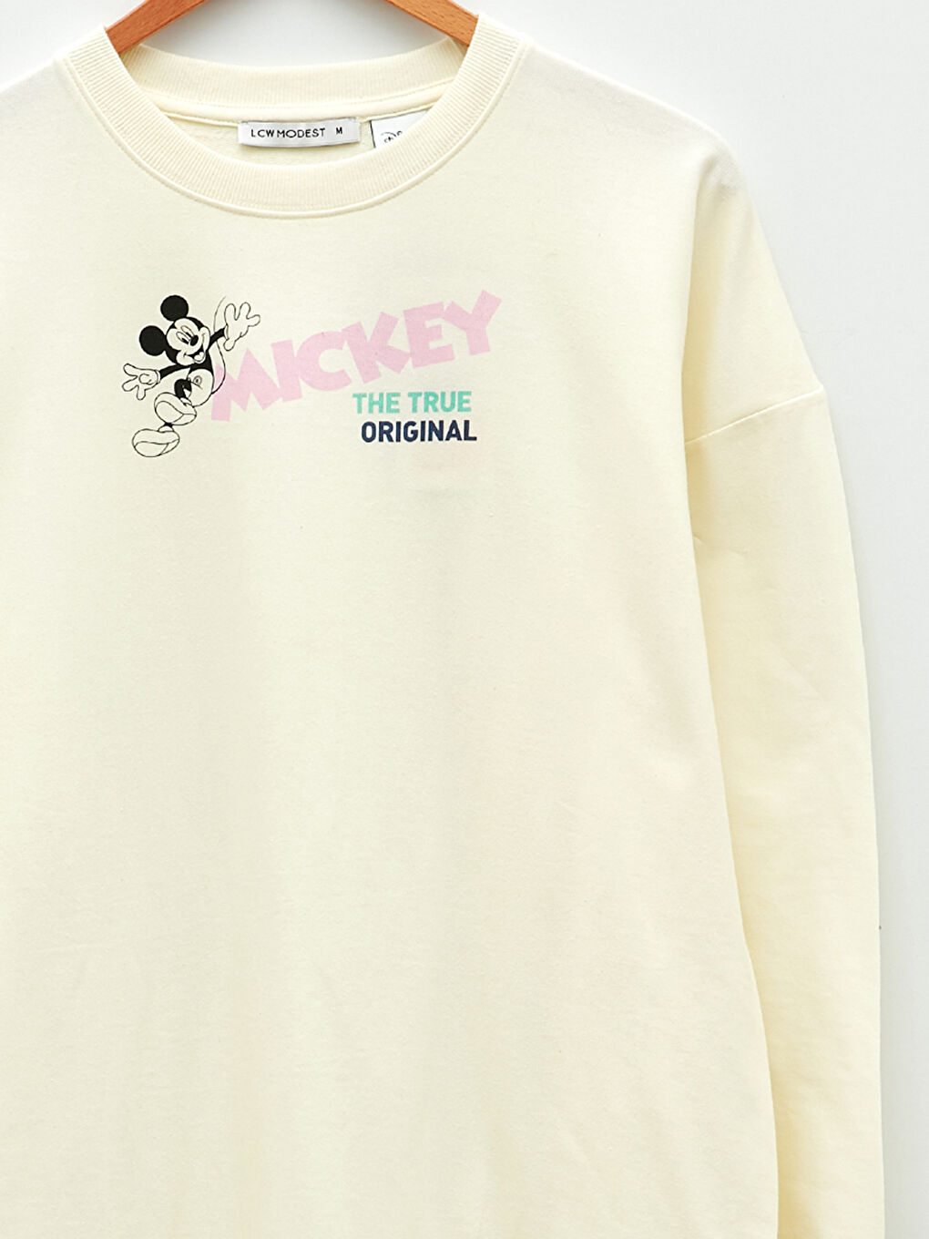 LCW Modest Crew Neck Mickey Mouse Printed Long Sleeve Oversize Cotton Women's Sweatshirt Tunic -S2BD42Z8-DF7