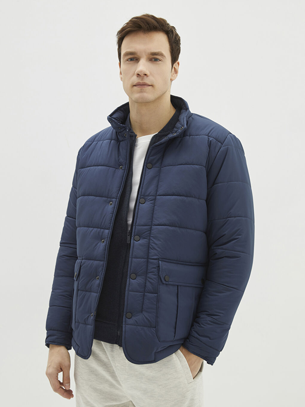 Lacivert Standart Kalıp Dik Yaka Erkek Şişme Mont