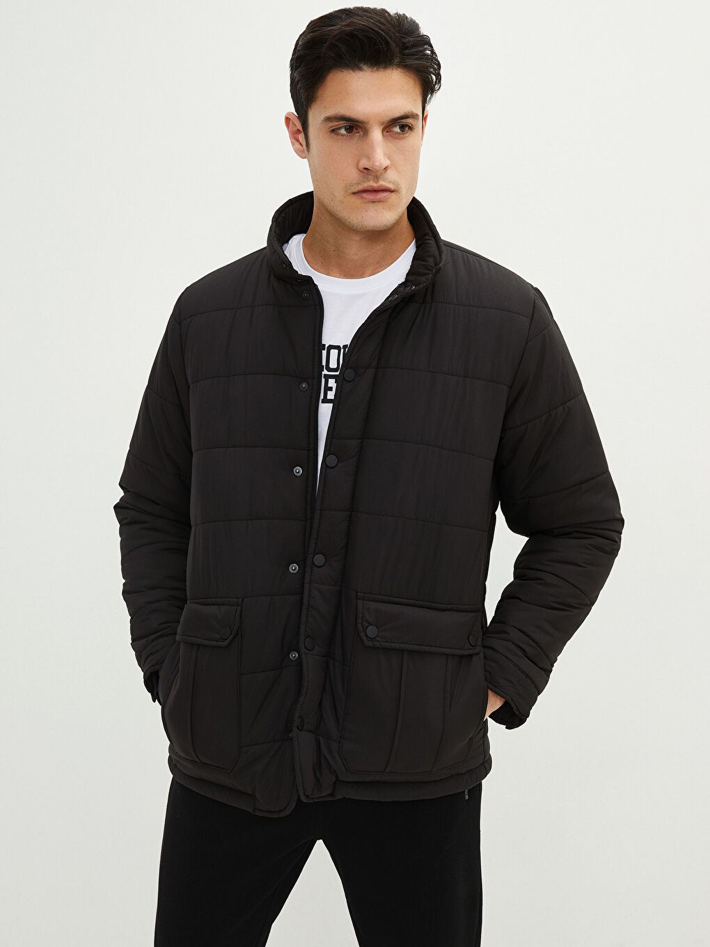 Siyah Standart Kalıp Dik Yaka Erkek Şişme Mont-1