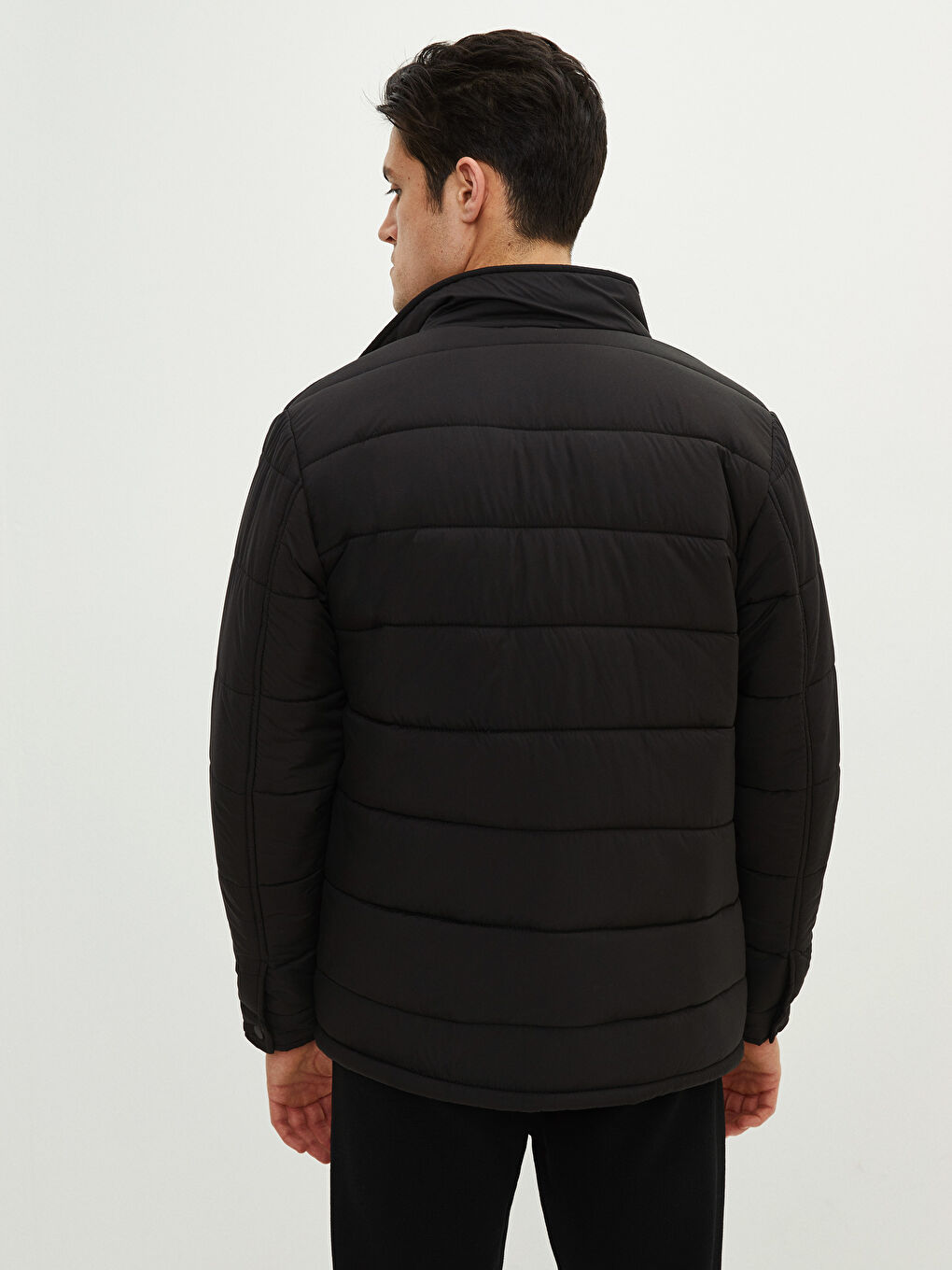 Siyah Standart Kalıp Dik Yaka Erkek Şişme Mont-4