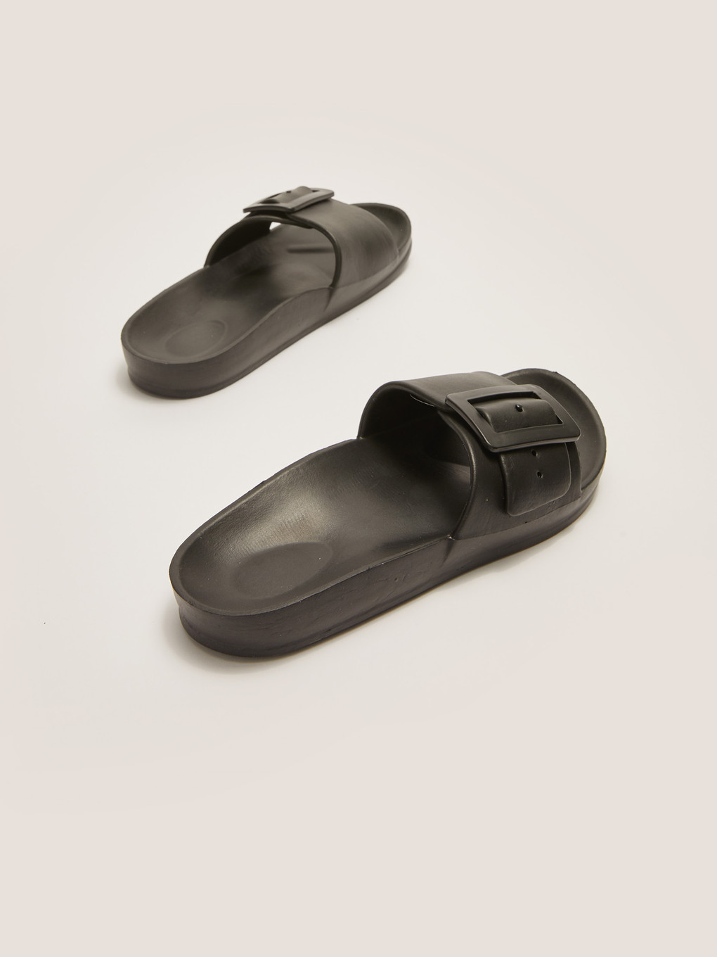 Single Band Buckle Detail Women's Slippers-8