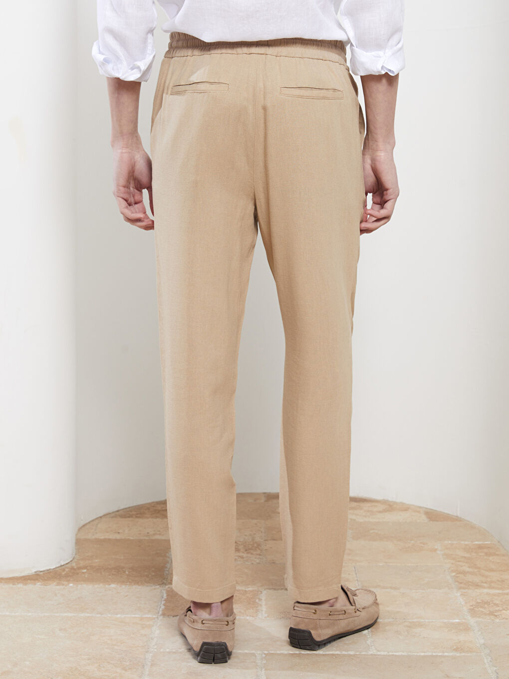 بنطلون رفيع للرجال بتفاصيل رباط على الوسط-4