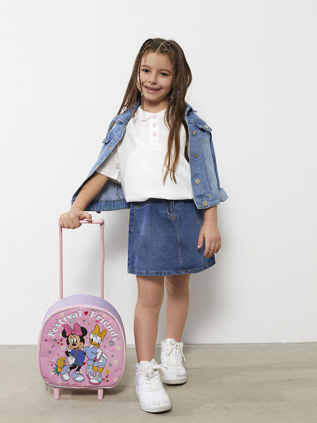 Girl's Minnie Mouse Printed Trolley Bag-1