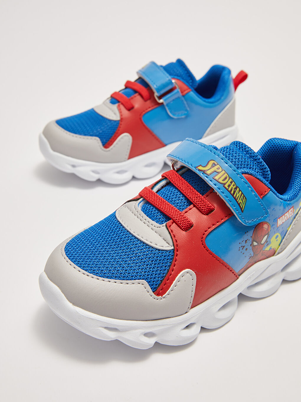 Mavi Spiderman Lisanslı Tabanı Işıklı Erkek Çocuk Spor Ayakkabı-3