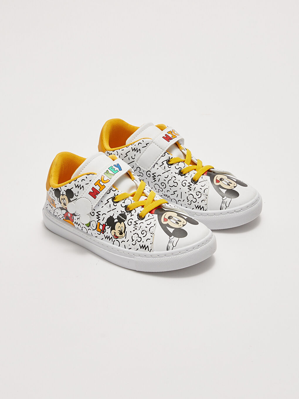 Beyaz Mickey Mouse Lisanslı Bağcık ve Cırt Cırtlı Erkek Çocuk Spor Ayakkabı
