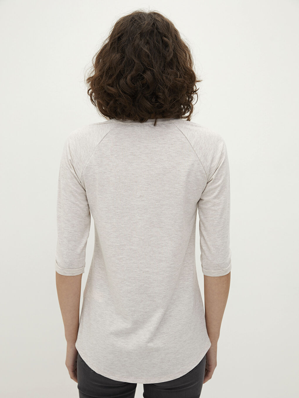 Әйелдерге арналған принтті дөңгелек жағалы футболка-4