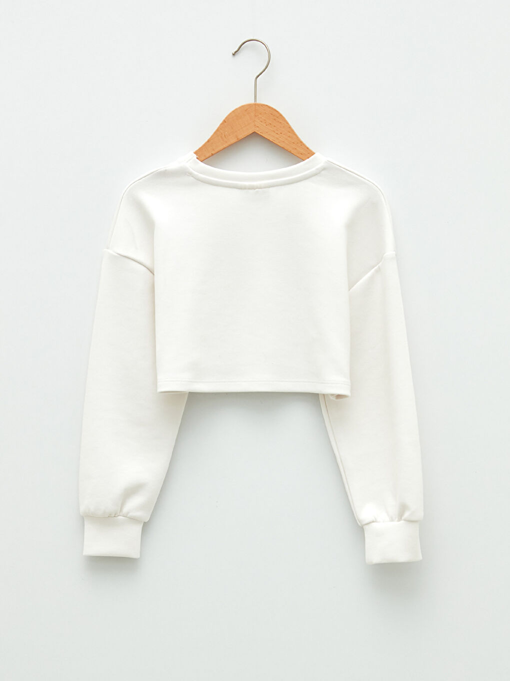 LCW Kids Crew Neck Printed Long Sleeve Girls' Crop Sweatshirt -S2BH03Z4-FFB