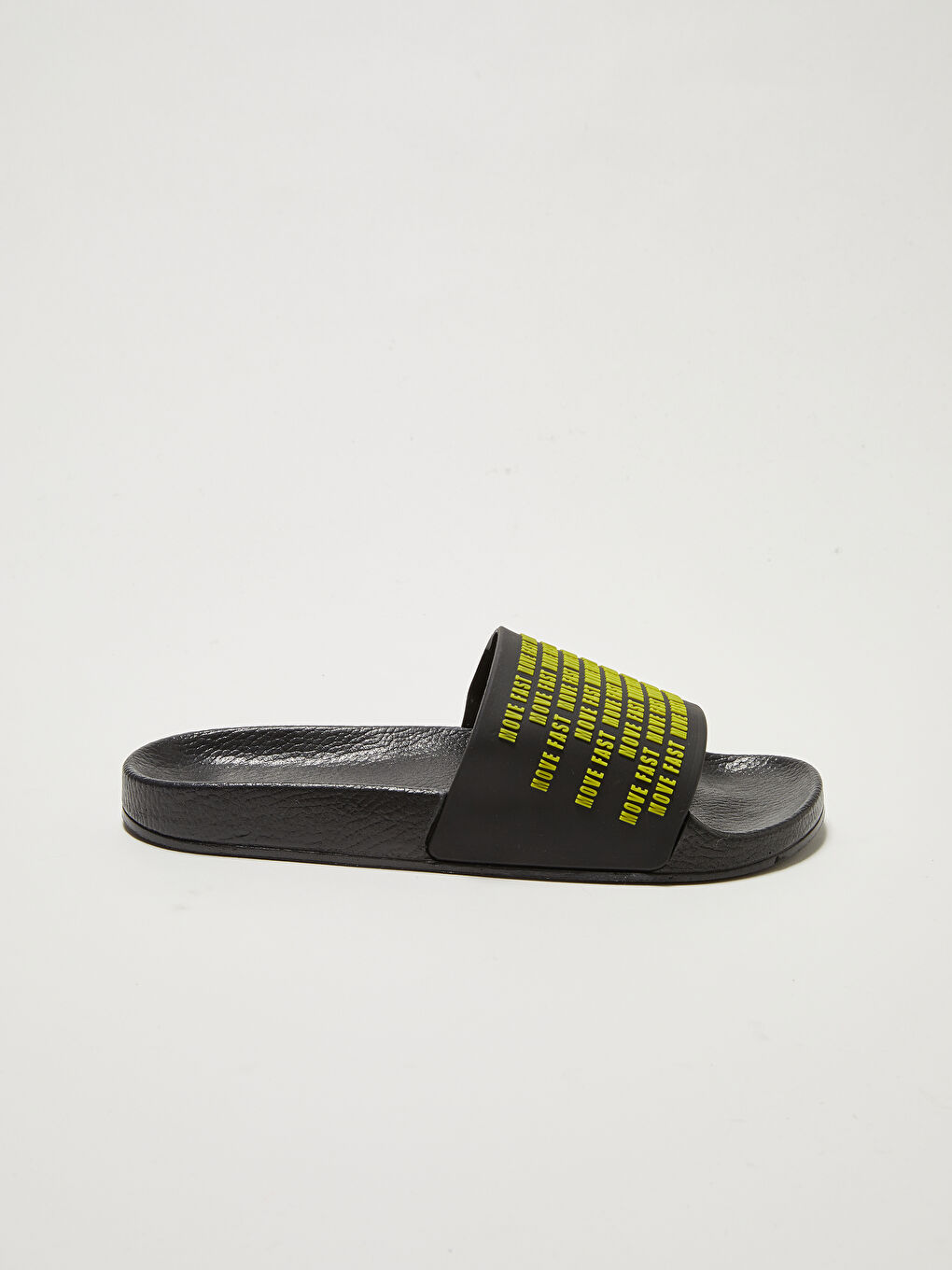 Siyah Tek Bantlı Baskılı Erkek Çocuk Terlik-2