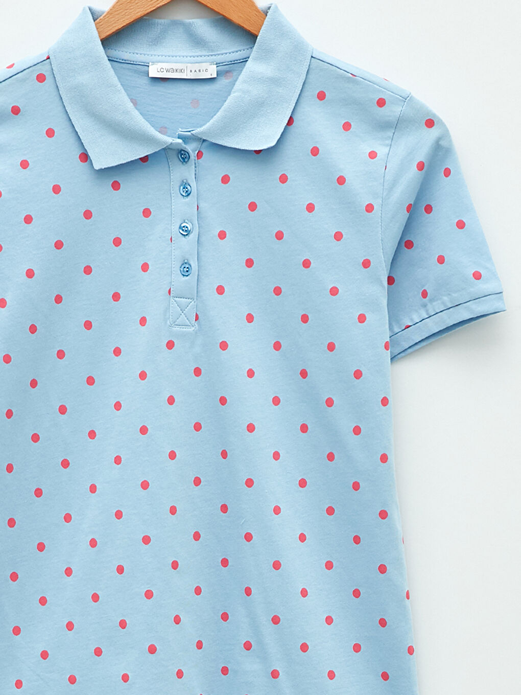 Mavi Polo Yaka Puantiyeli Kısa Kollu Pamuklu Kadın Tişört-6