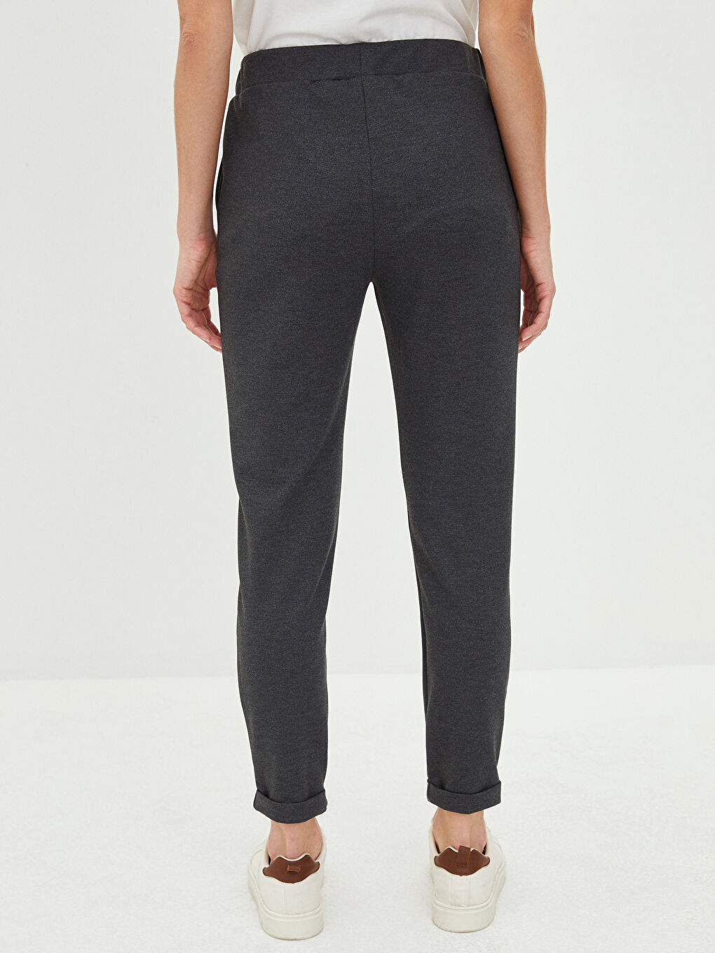 Women's Elasticated Waist Plain Sweatpants-4