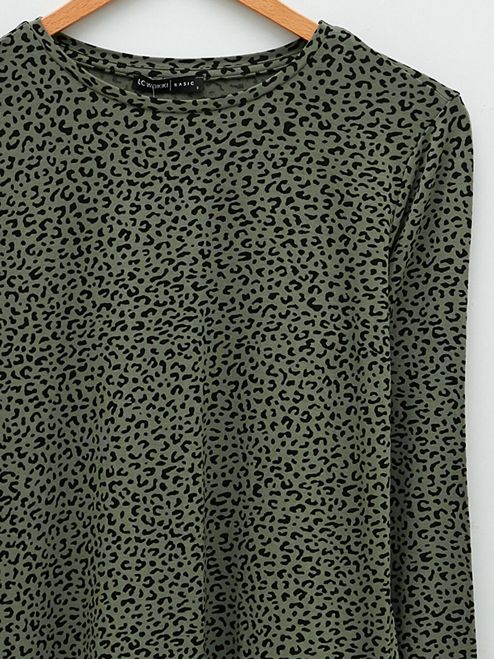 LCWAIKIKI Basic Μακρυμάνικο T-Shirt Γυναικείο με Σχέδια και Στρογγυλή Λαιμόκοψη -S2BH74Z8-LS6