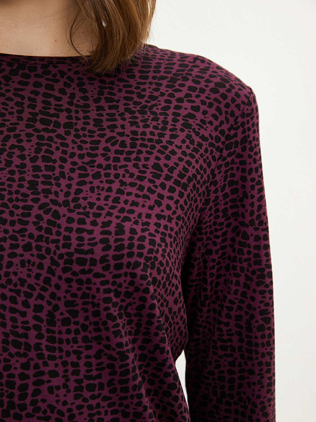 Тениска с кръгло деколте, шарки и дълъг ръкав за жени-2