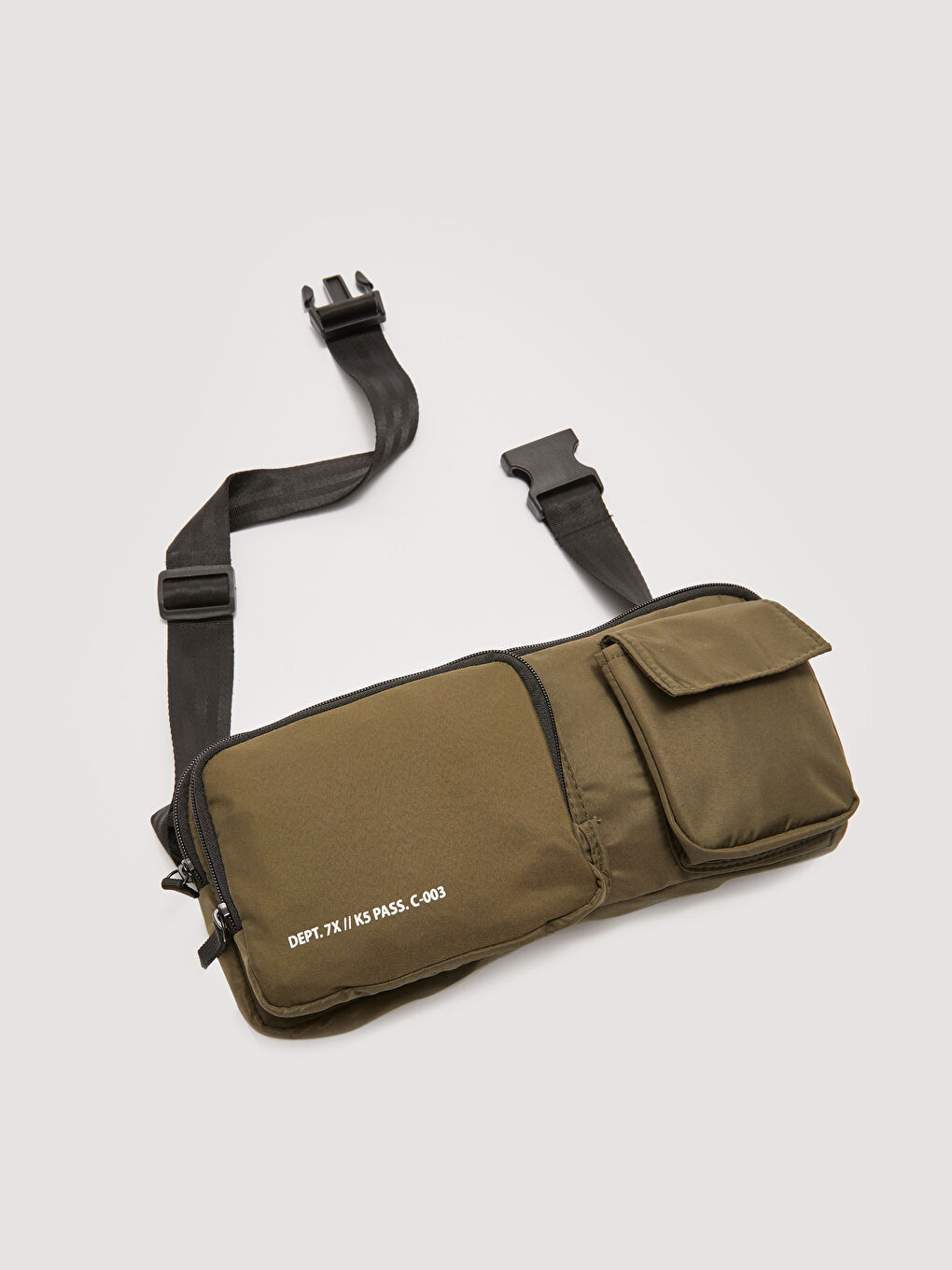 Letter Printed Multi-eyed Men's Waist Bag-2