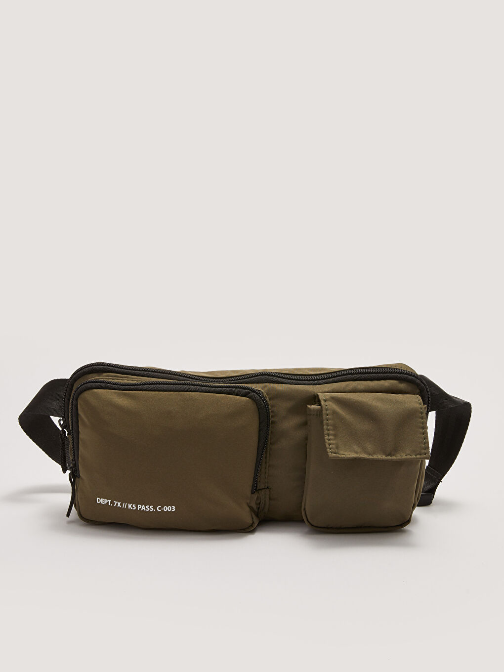 Letter Printed Multi-eyed Men's Waist Bag-3