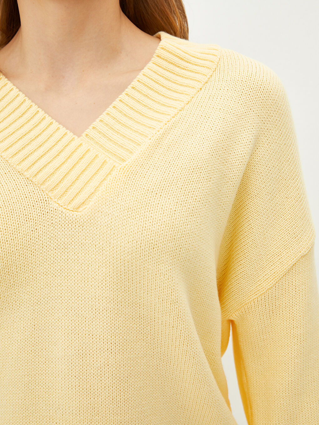 LCWAIKIKI Basic V Neck Plain Long Sleeve Women's Knitwear Sweater -S2BI56Z8-FTK